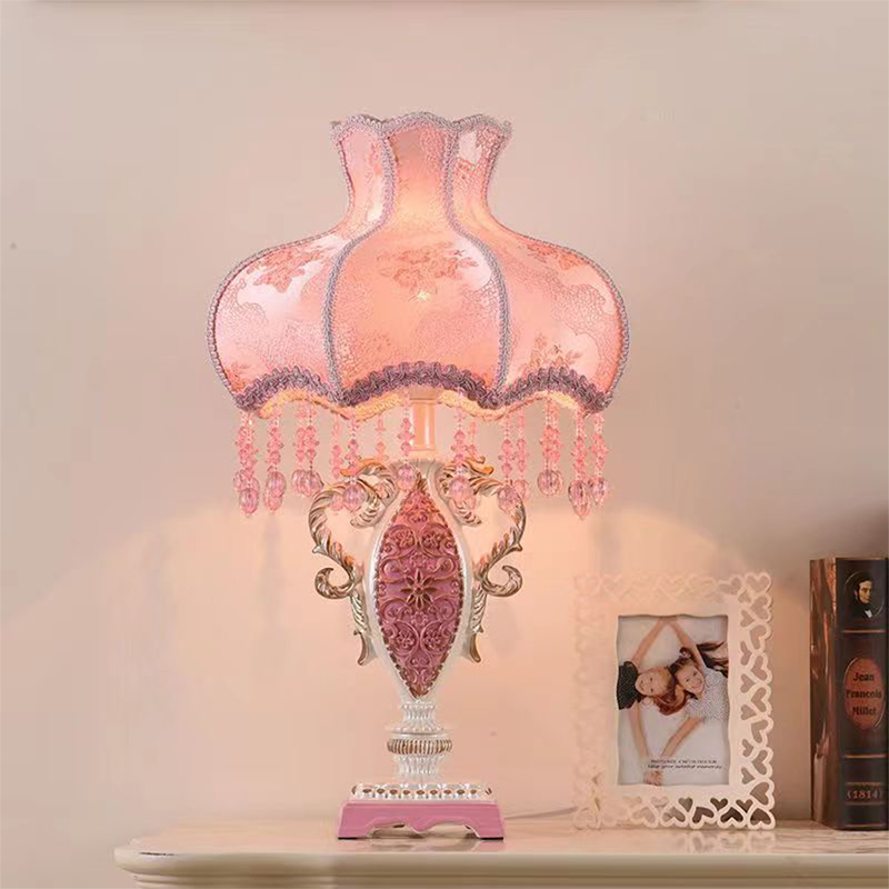 European Pink Table Lamp Luxur - đánh giá và giá Desk Lamp